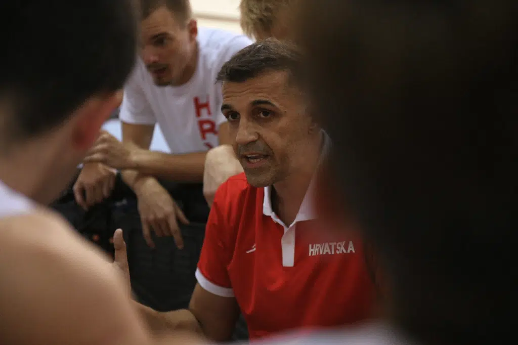Josip Sesar košarka